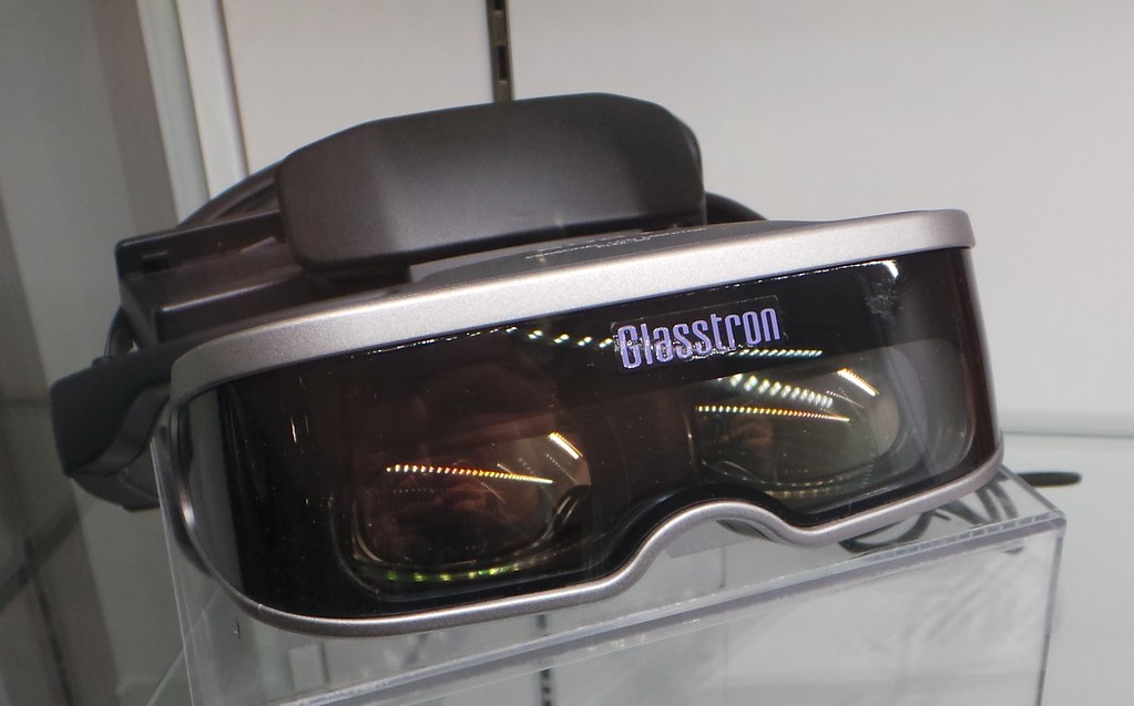 Glasstron another crazy achievement for Sony